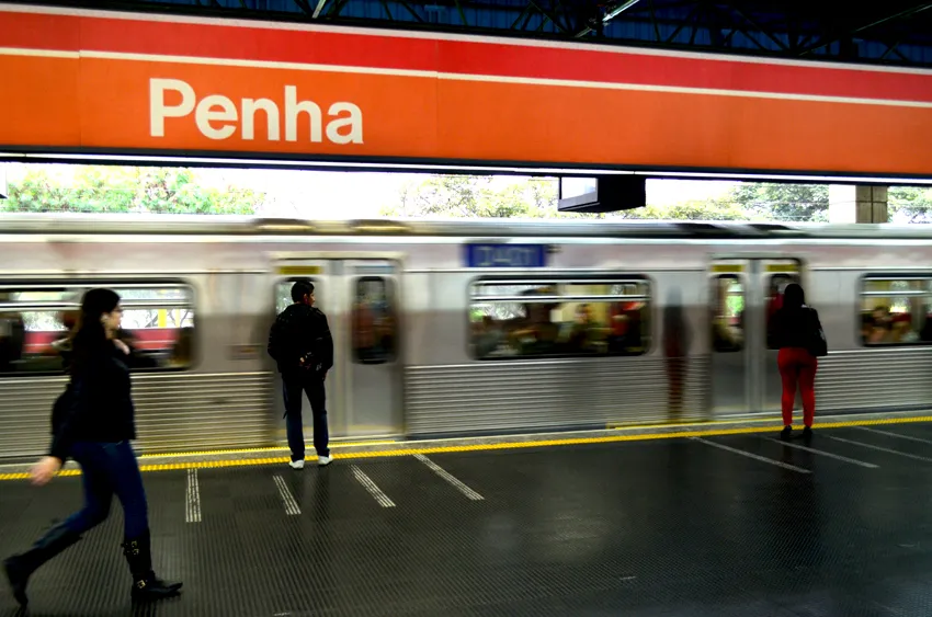 Mapa da Linha 3 – Vermelha do Metrô de São Paulo com estações e integrações.
